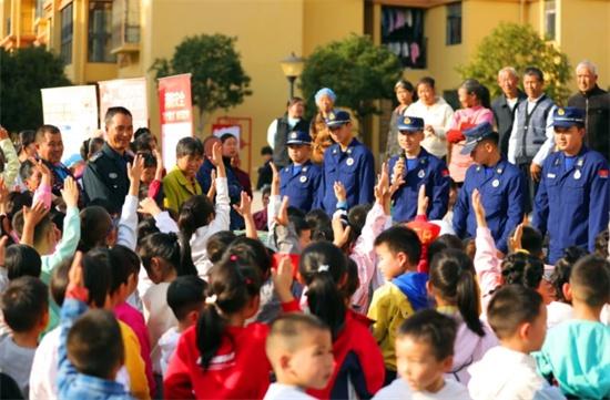 全国消防日，印江消防演练震撼来袭！守护生命财产安全，你准备好了吗？  第2张