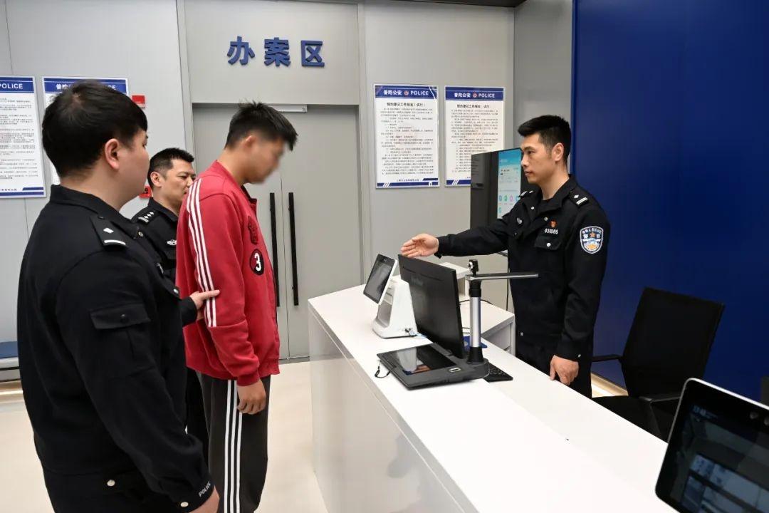 普陀公安分局打造一站式执法办案管理中心，数智赋能案件办理  第2张
