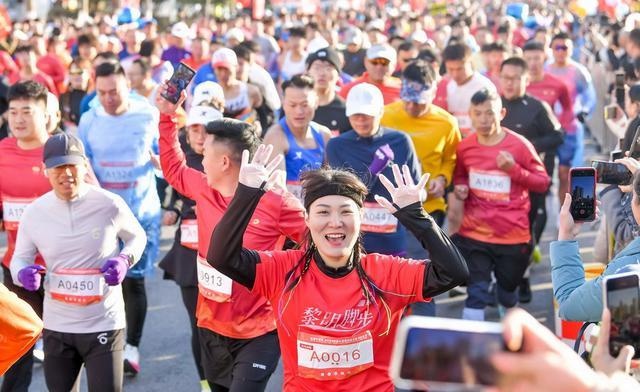 穿越古今，8000跑者齐聚桐柏，用脚步丈量千年历史与自然风光  第4张