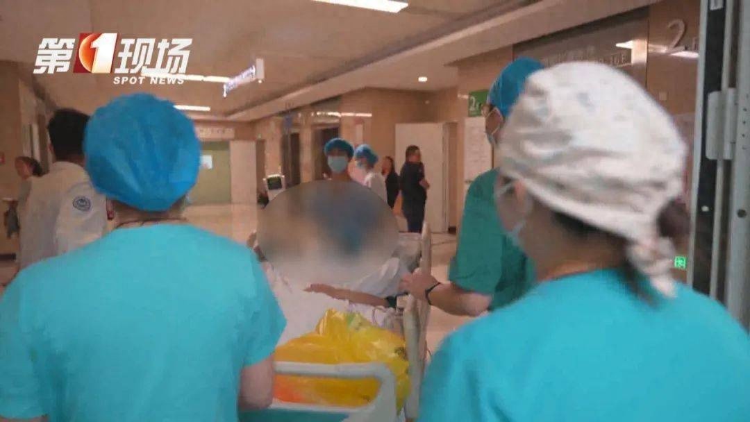 大三女生午睡后突发剧痛，3900ml出血量惊魂抢救，生命奇迹如何诞生？