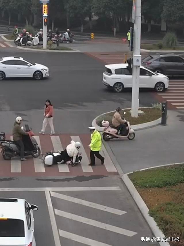 城市心跳的守护者：交警金伟斌如何用微笑和行动诠释文明交通  第2张