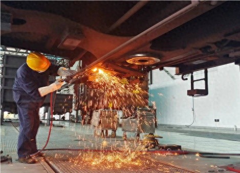 铁路力量助力秋收尾声：国铁集团如何保障粮食安全与民生需求？  第1张