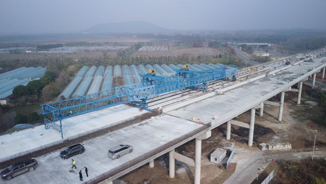 无锡高速公路建设新突破！国内最大跨径钢桁架桥拼装完成，施工难度空前挑战  第2张