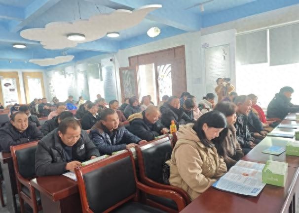 石梁镇妇联巾帼普法讲座：和合万家，妇女权益保障从这里开始