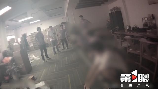 百万资金失而复得！重庆警方神速破案，聂先生激动不已，炒股导师竟是骗局？  第3张