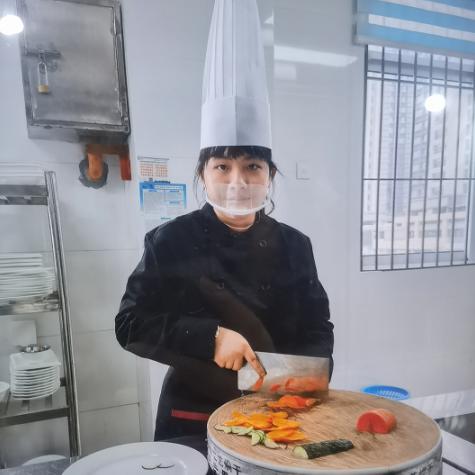 从残障少女到泳池冠军：温欣棋的逆袭人生，她的故事让人泪目  第4张
