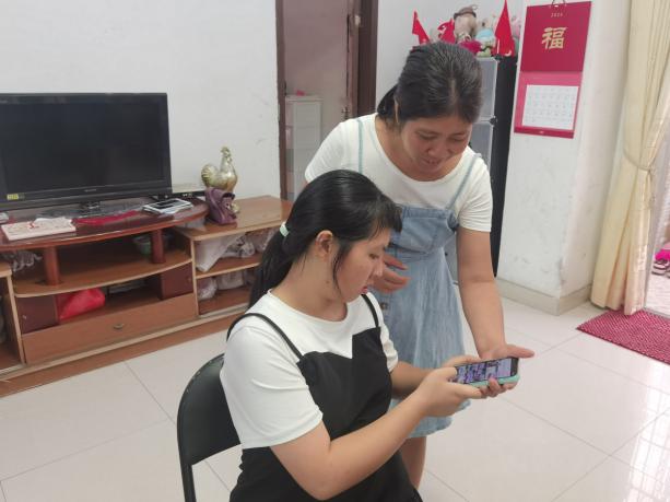 从残障少女到泳池冠军：温欣棋的逆袭人生，她的故事让人泪目  第6张