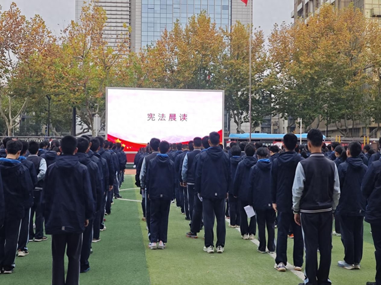 玄武区宪法宣传活动：糖画中的法治精神，晨读声中的青春之光