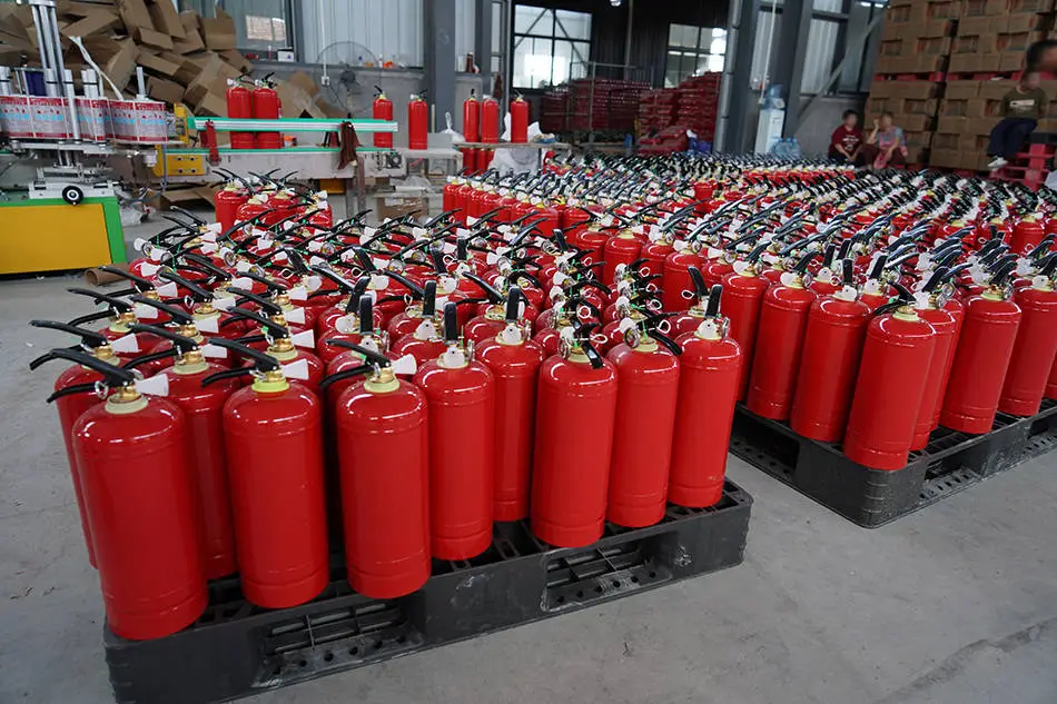 揭秘上海警方破获伪劣灭火器大案：2000余件伪劣品被查，涉案金额超10万  第3张