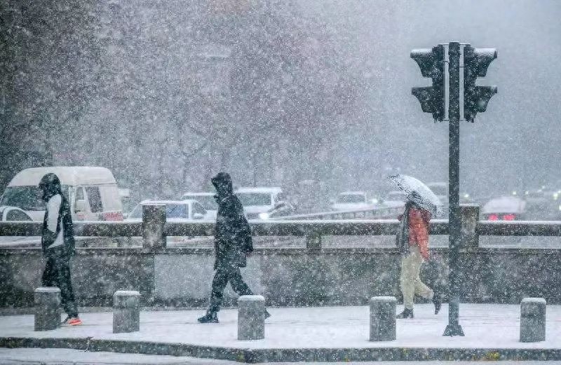 冷空气来袭！12月9日-12日陕西大范围雨雪天气，出行需谨慎  第1张