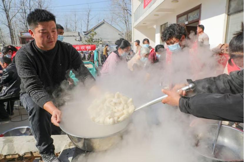 成武县青堌集村孝善敬老饺子宴：一碗饺子，温暖了整个村庄的心  第5张