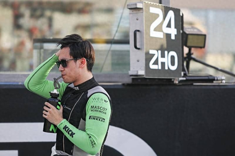 中国首位F1车手周冠宇暂别赛道！他能否重返？