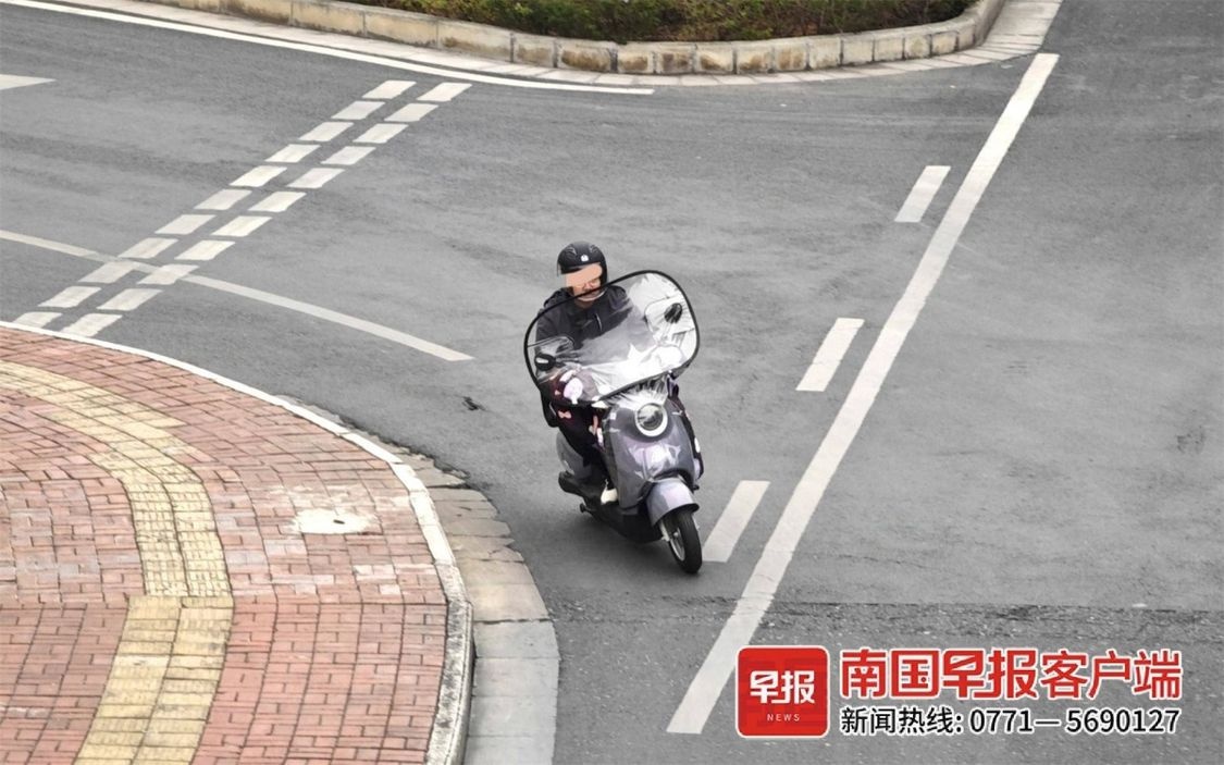 南宁电驴骑手御寒神器大比拼：保暖与安全，你选哪个？  第3张