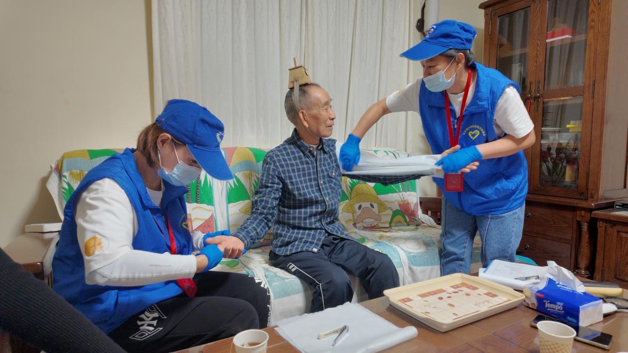 三个月暖心陪伴，600位高龄老人深切感受社会温情，公共服务品质大幅提升  第3张