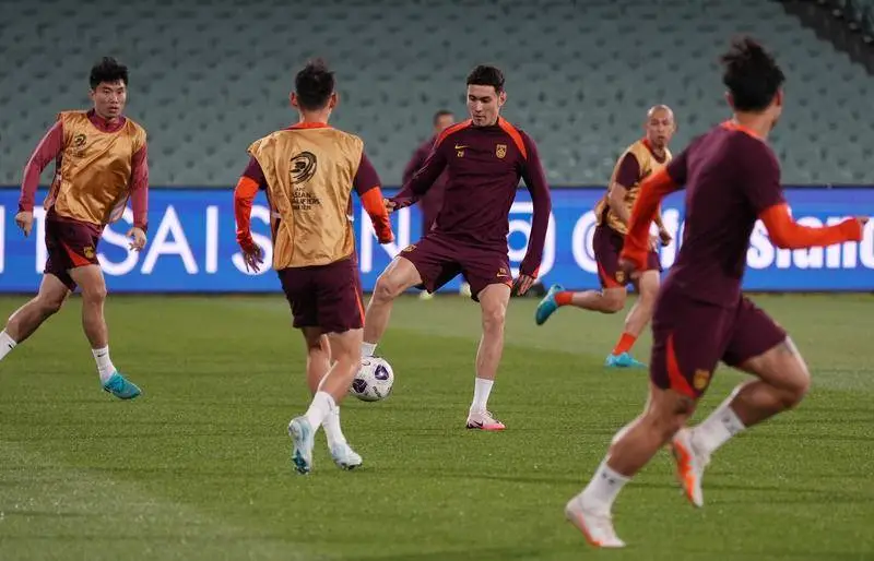 今晚国足对决澳大利亚,生死之战!央视不播,爱奇艺独播 第1张 今晚国足对决澳大利亚,生死之战!央视不播,爱奇艺独播 第1张