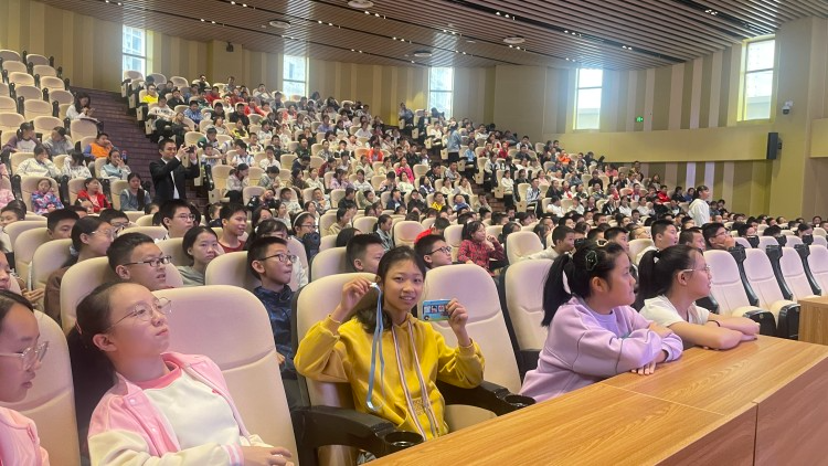 公交服务进校园！安全知识知多少？这场公益活动给你答案  第5张