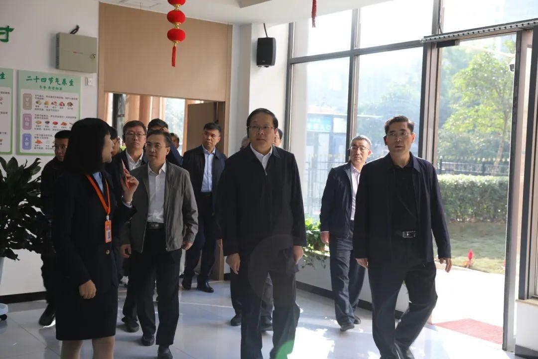 2024 年敬老月活动启动，社区居家养老服务工作推进会盛大举行  第2张