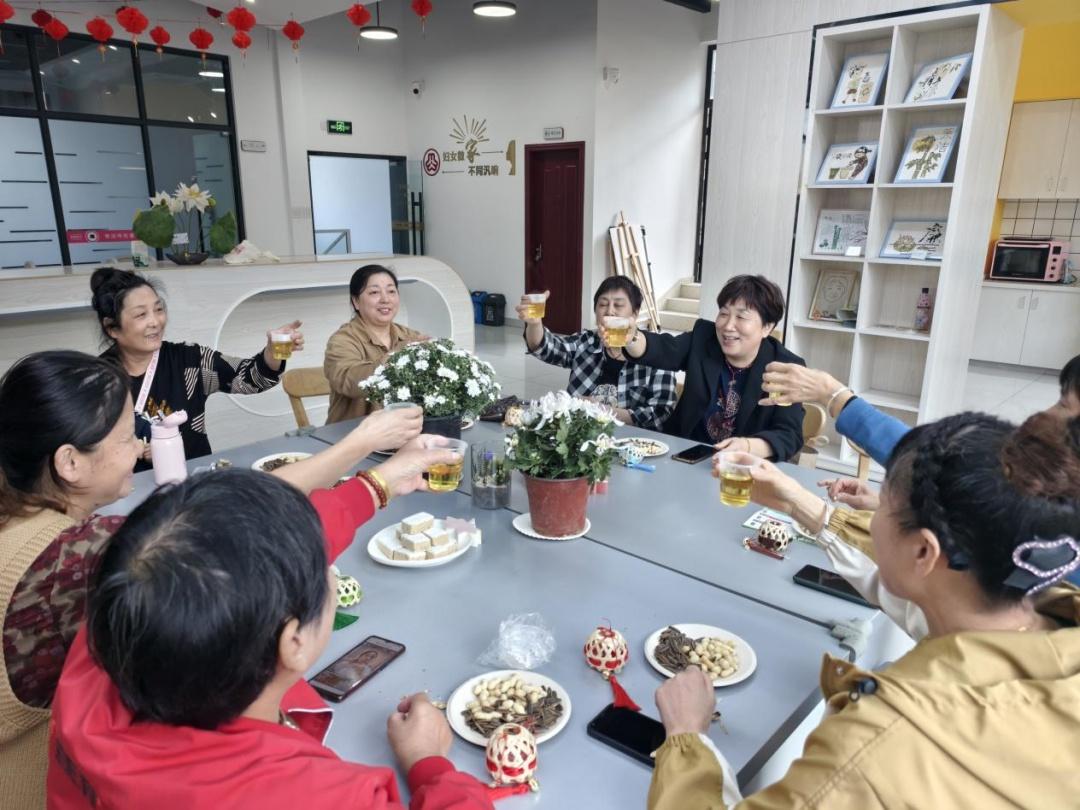 香聚重阳话分类，这个活动让老人度过不一样的重阳节  第2张