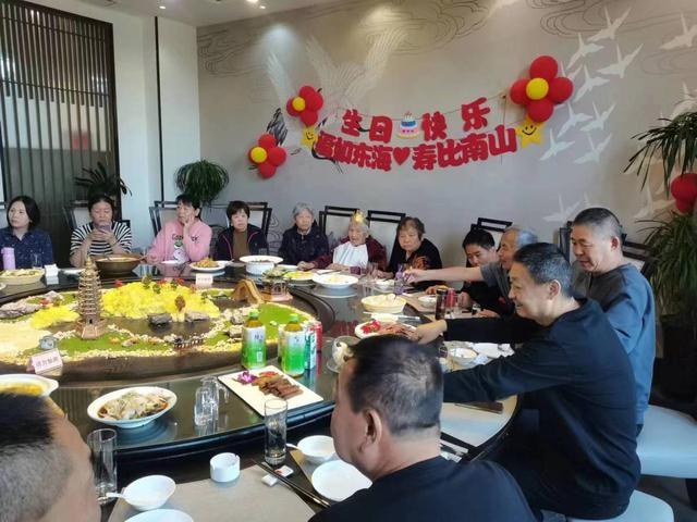 114 岁！郑州市长寿冠军的养生秘籍大揭秘  第4张