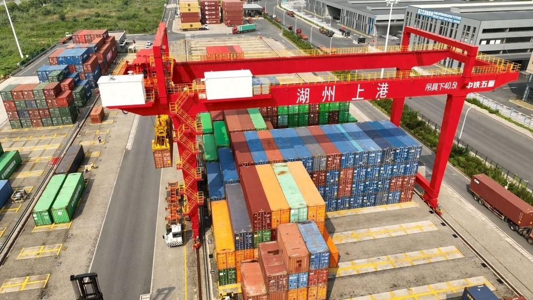 3000 余个集装箱空箱！湖州上港码头如何拼出逆势上扬线？