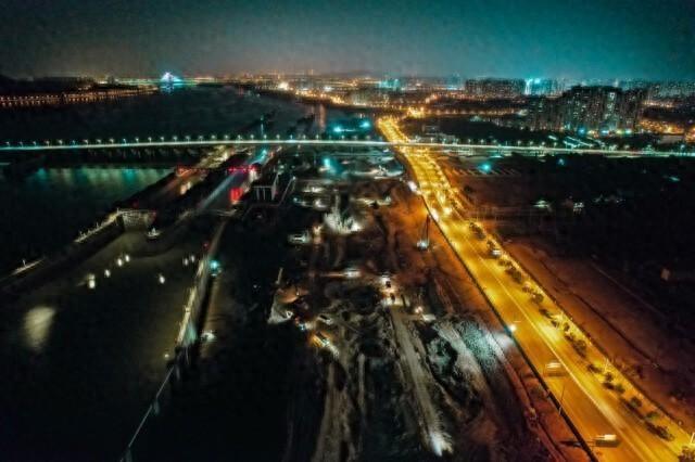湖南通江达海梦再进一步！湘江长沙综合枢纽三线船闸正式开工建设  第1张
