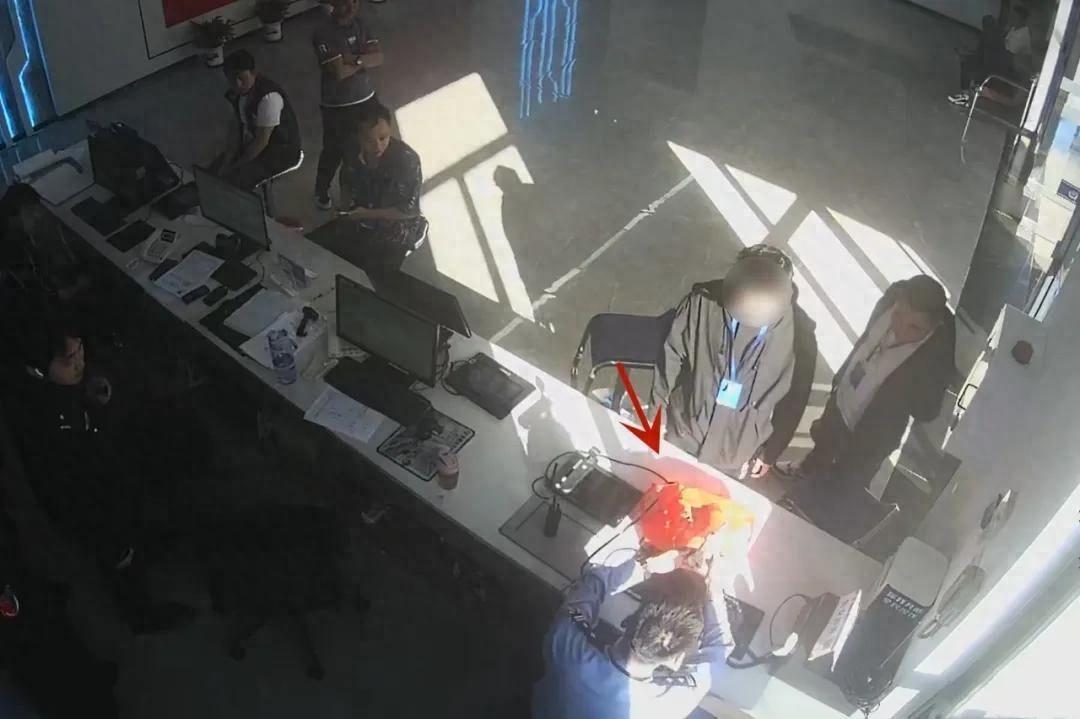 捡到古董文物怎么办？温州这位市民的做法亮了