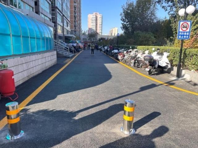 70%老龄居民出行受阻，东丽温泉 5、6 号楼前道路亟待维修  第4张