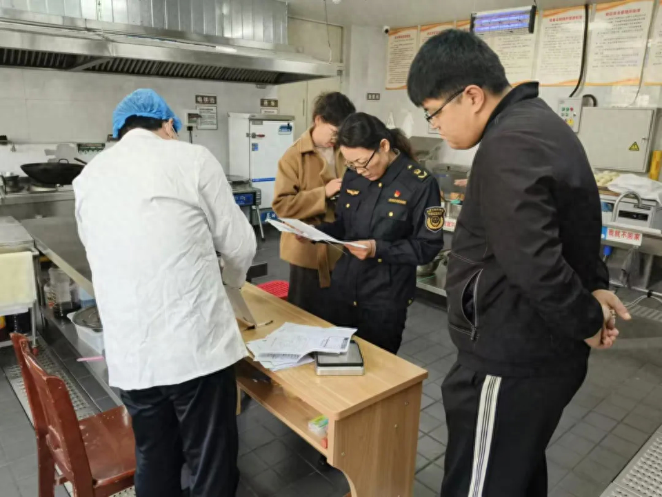 养老机构食堂食品安全大检查，守护老人舌尖上的安全  第1张