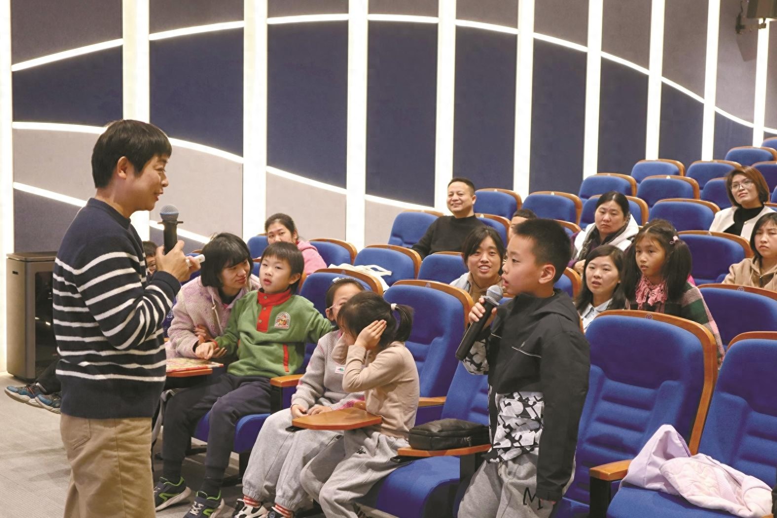 12月8日，梅瑜带你穿越时光，重温童年记忆中的南塘老街