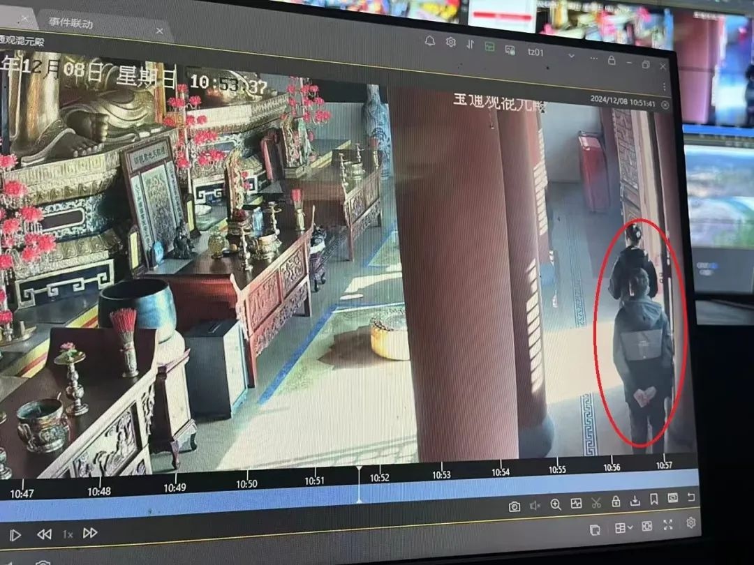 佛祖比‘ok’手势同意盗窃？现实版段子惊现寺庙功德箱盗窃案  第2张