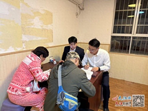 拆迁户福音！江西银行景德镇新厂支行现场开卡，理财产品优势大揭秘  第1张