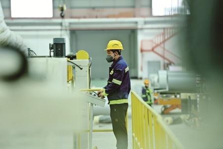 国庆期间山西建投潇河公司全力推进项目建设,完成 2000 余吨钢结构制作供给任务 第5张 国庆期间山西建投潇河公司全力推进项目建设,完成 2000 余吨钢结构制作供给任务 第5张