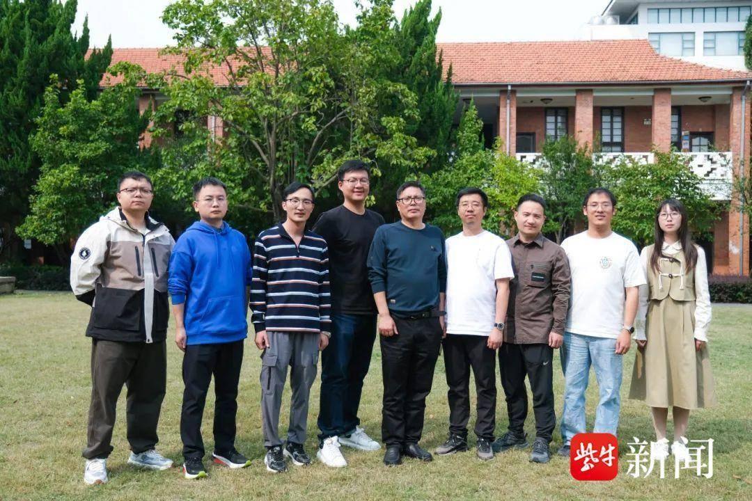 苏州中学 20 人获赛区一等奖,10 人进省队,全省第一 第5张 苏州中学 20 人获赛区一等奖,10 人进省队,全省第一 第5张