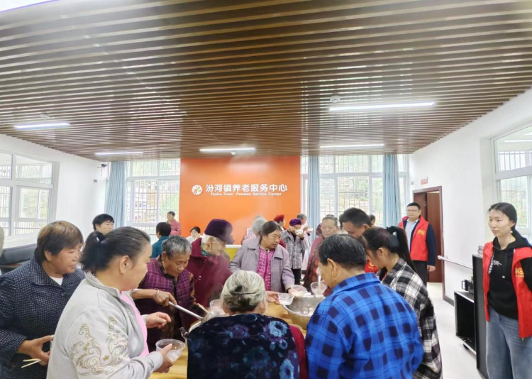 重阳敬老，重庆奉节这个活动让老人直呼太暖心  第2张