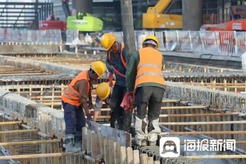 国庆期间日照一项目现场热火朝天，建成后将辐射周边带动经济发展  第3张