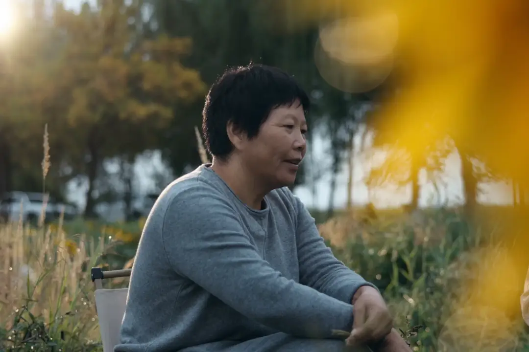 60 岁阿姨的出走：现实版，她的勇气从何而来？  第3张