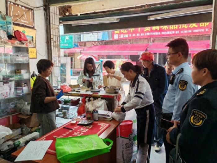 10 月 9 日，太湖县农业综合行政执法大队开展种子市场检查和监督抽样工作  第1张