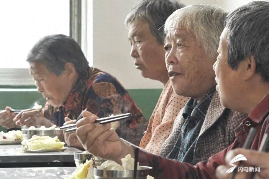 探索一块田改革，创新以地养老新模式，这个镇为何能做到？  第1张