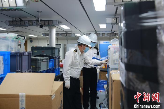 40 余天，3 次台风，东方红 3 科考船凯旋，圆满完成西北太平洋综合科考任务  第2张