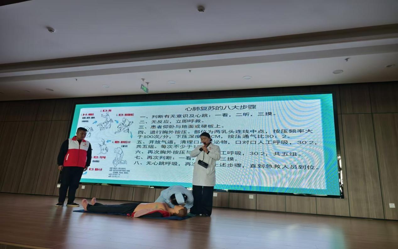 重阳节义诊慰问，为老人健康保驾护航，你还在等什么？  第2张