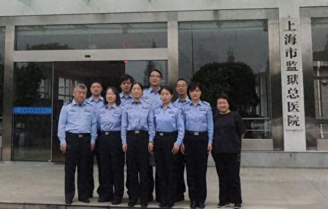 这群特殊的监狱人民警察，竟在微观世界里开拓出一片广阔田地  第1张