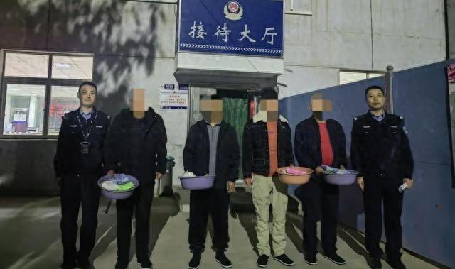 假僧人伪装得道高僧，竟用这种方式骗取群众钱财  第1张