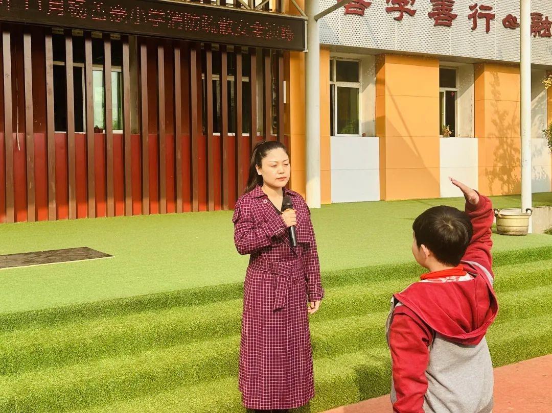 第 33 个消防日来临，未央区杨善寨小学开展火灾逃生演练，效果惊人  第9张