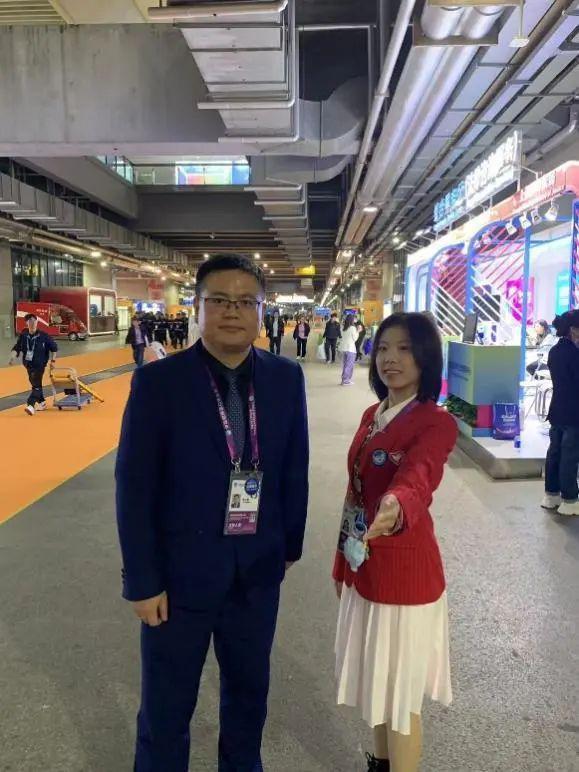 惊呆了！进博会的小叶子竟能提供法律咨询服务？  第7张