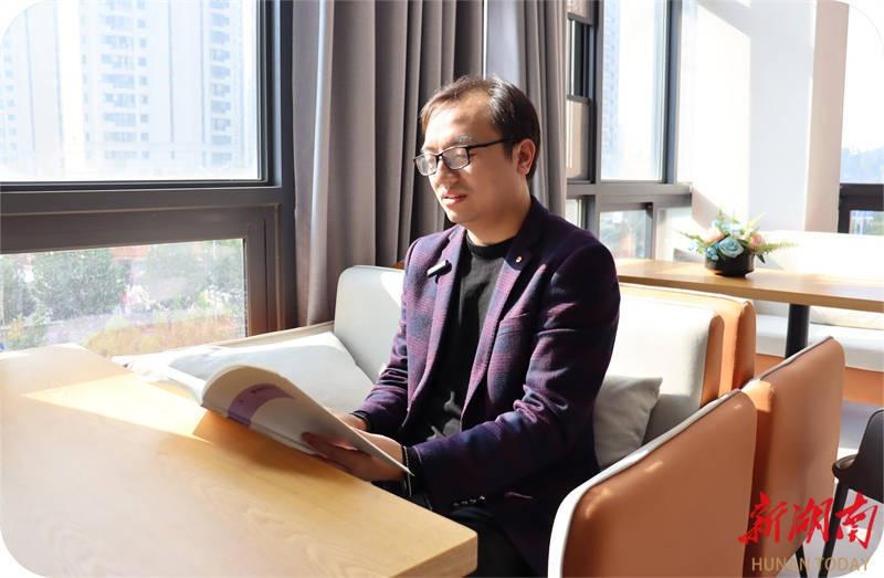 上课像脱口秀？这个物理老师太会玩了  第3张