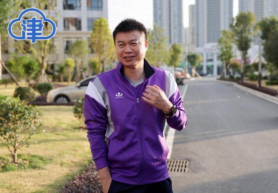 于根伟抵达江西赣州定南，代表天津出战 2024 传承明星足球联赛后两轮比赛