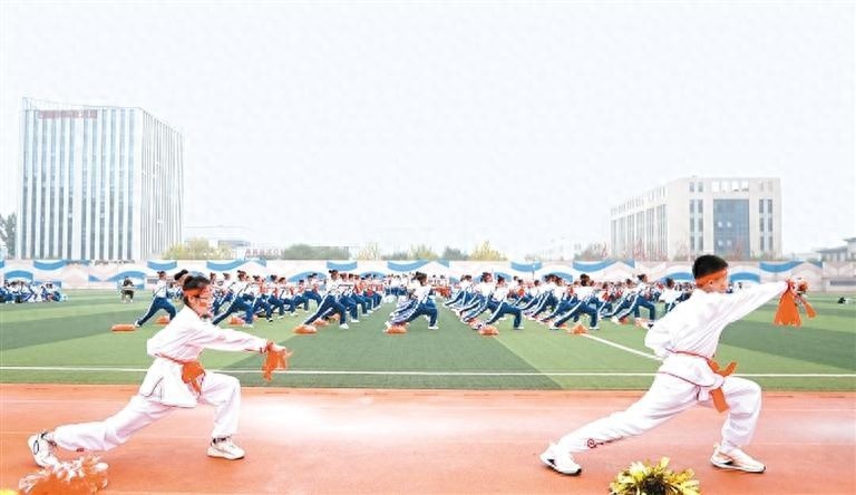 揭秘航天二中：书法、农耕、武术操，如何让孩子们焕发全新光彩？