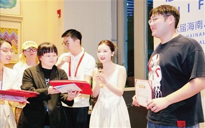 揭秘海南岛国际电影节：280名志愿者背后的故事，徐娇亲自授勋