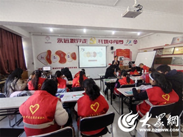 惊！社区居民亲手制作非遗唐装，传统文化魅力竟如此迷人