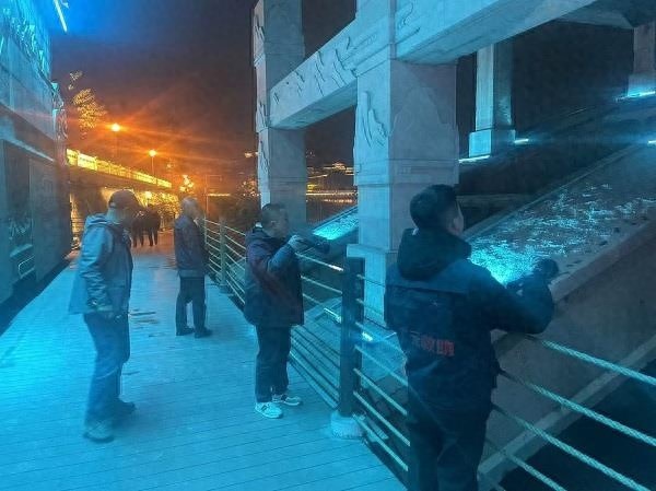 寒冬送温暖：市救助管理站如何确保流浪者安全过冬？